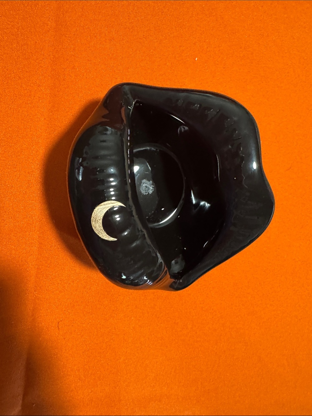 Black lips with crescent moon incense holder / vase decor